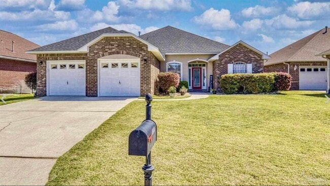 Building Photo - 4986 Vizcaya Dr