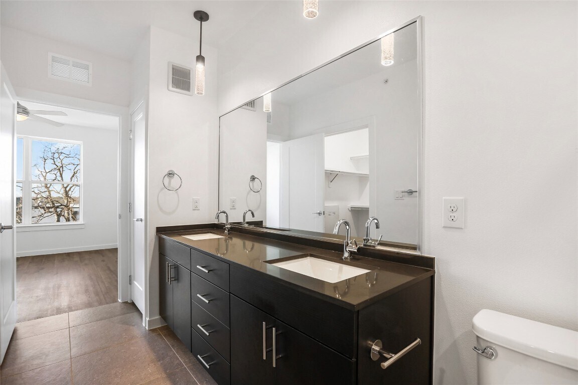 Building Photo - 4801 Springdale Rd