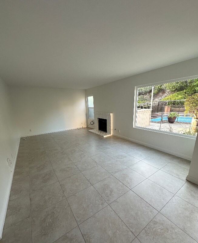 Building Photo - 9524 High Park Ln