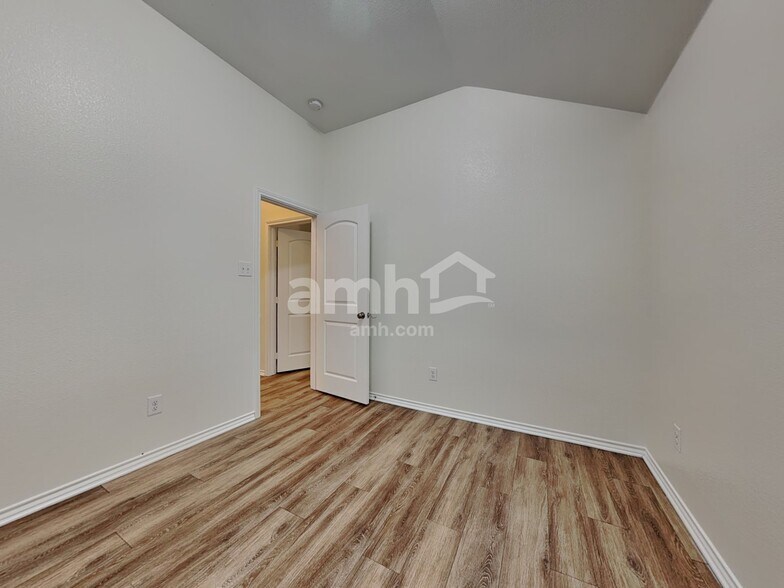 Building Photo - 1256 Rosedale Springs Ln