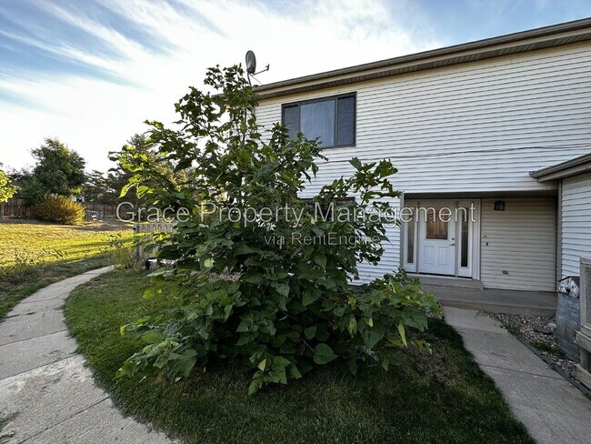 Building Photo - 24 Mountain Shadows Ct