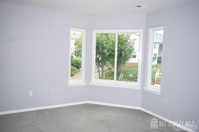 Building Photo - 2303 Jesse Way