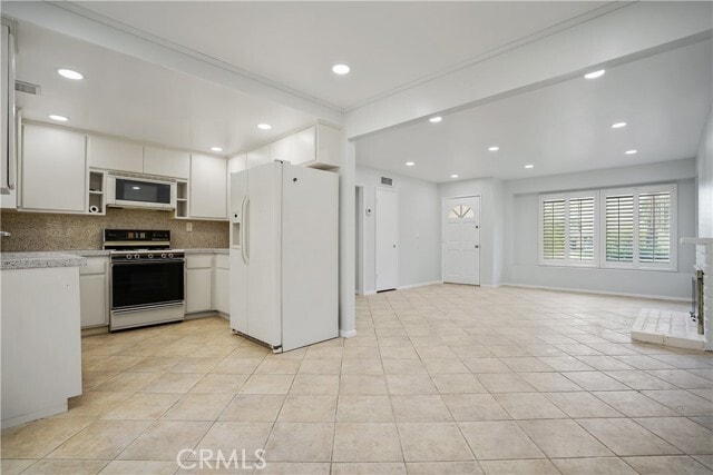 Building Photo - 7055 Avenida Leon