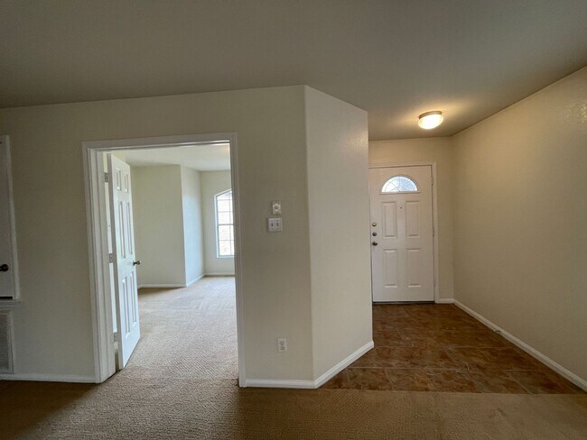 Building Photo - 3-Bedroom House for Rent in Killeen