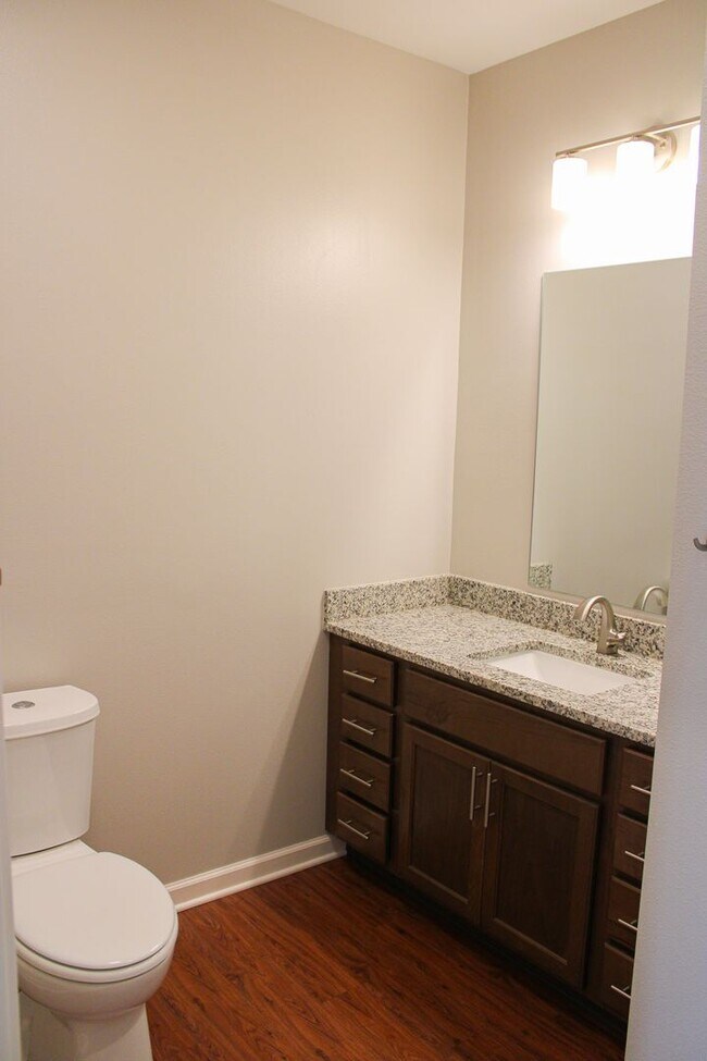 Building Photo - 3201 Redhawk St