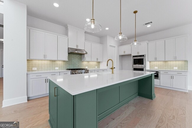 Building Photo - 2005 Vesper Pointe