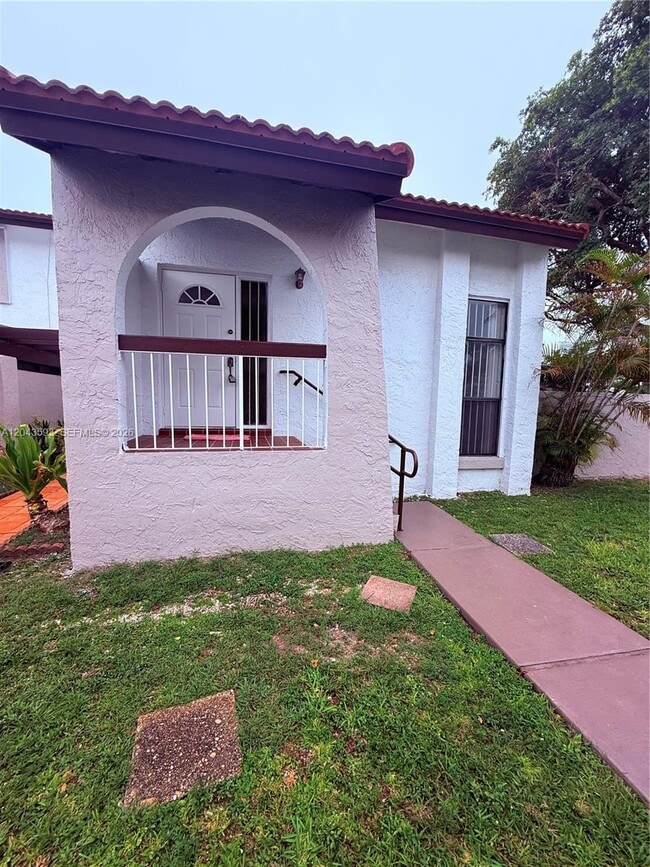 Building Photo - 9909 NW 9th St Cir