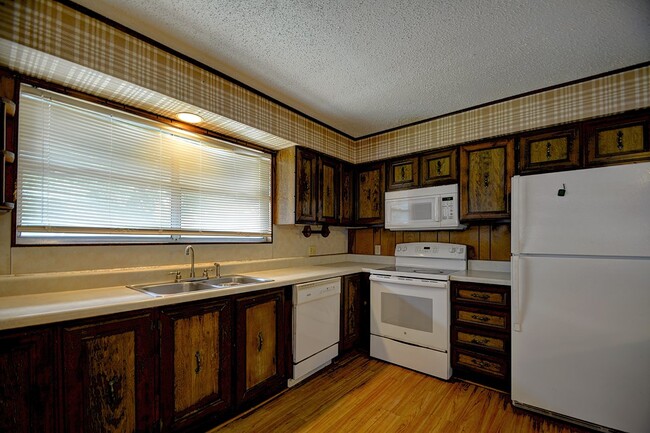 Building Photo - 109 Arizona Ash Dr
