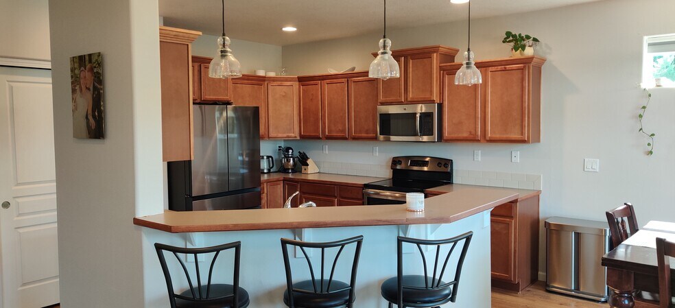 Building Photo - 2539 Jordan St