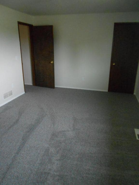 Building Photo - 386 30th Ave SE