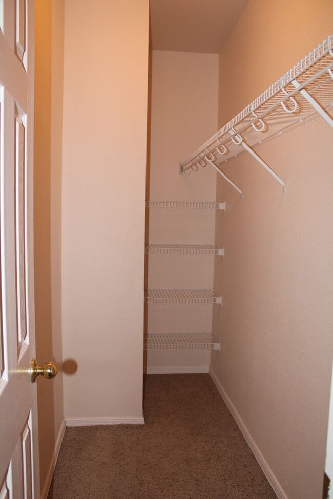 Building Photo - 3 Bedroom, 2 Bath Home for Rent