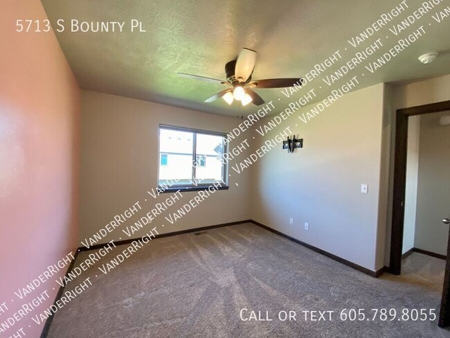 Building Photo - 5713 S Bounty Pl