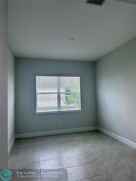 Building Photo - 14046 Spruce Pne Dr