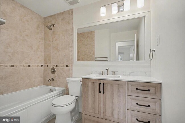 Building Photo - 2504 Korvale Ln