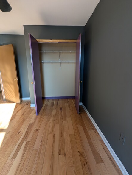 Closet - 2028 Bergen St