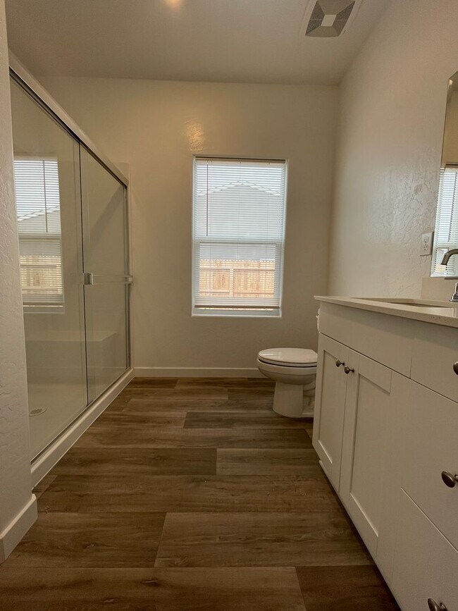 Building Photo - Stunning 3-Bed, 2-Bath Lennar Home in Fresno – Your Dream Home Awaits!