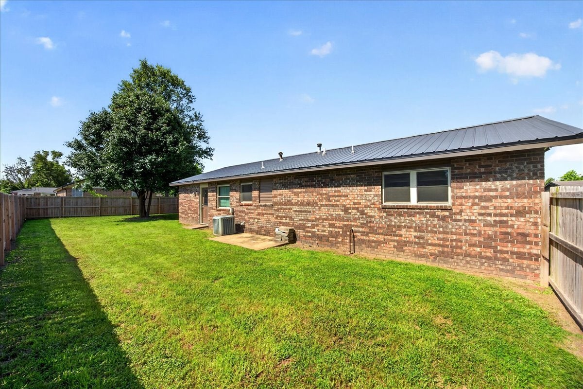 Building Photo - 2508 Purdue Cir