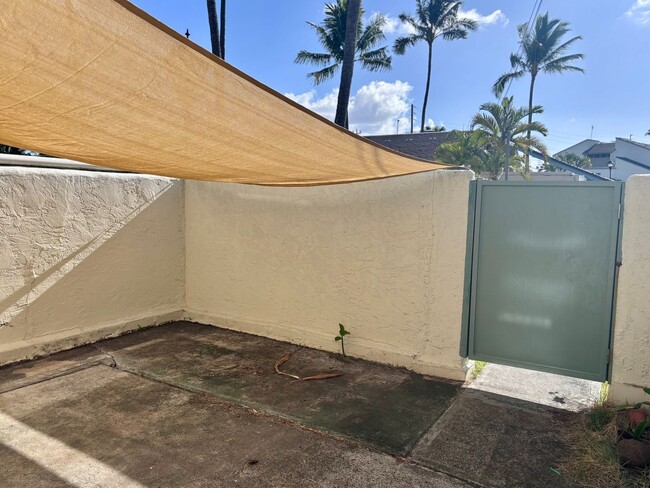 Building Photo - Available now | A 2 Bedroom, 1.5 Bathroom ...