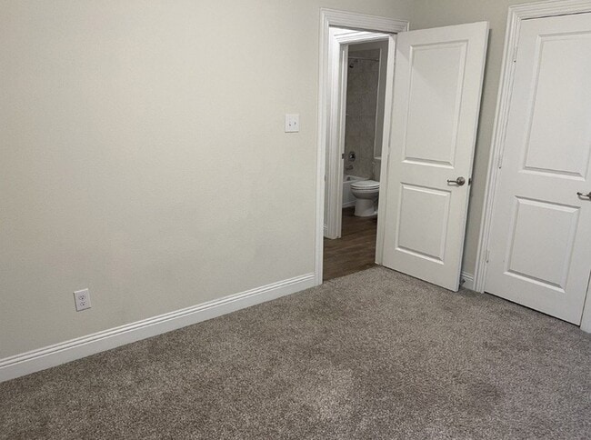 Building Photo - 2917 Grizzly Rd