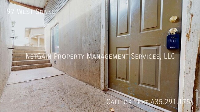 Building Photo - 97 West Sunset-