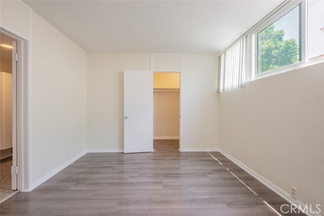 Building Photo - 432 S Sierra Madre Blvd