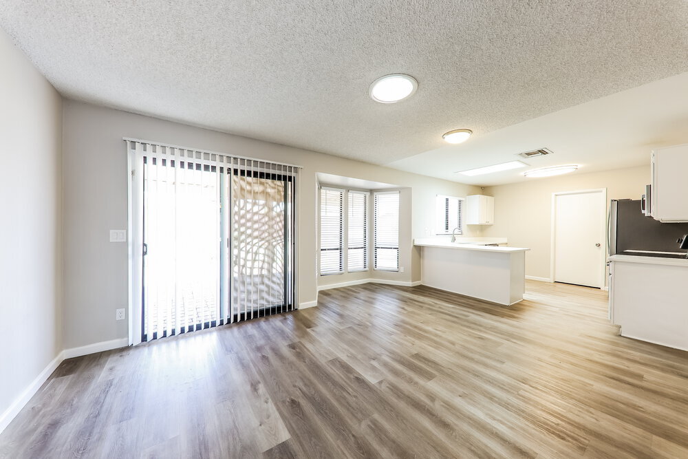 Building Photo - 18417 N 55th Dr
