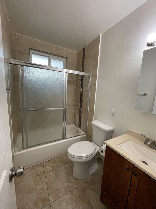 Bathroom - 3628 W 135th St