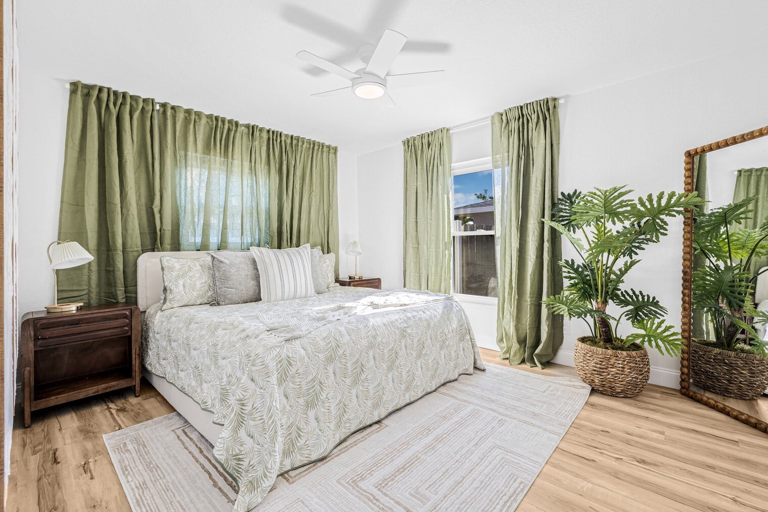 Building Photo - 7516 22nd Ave W