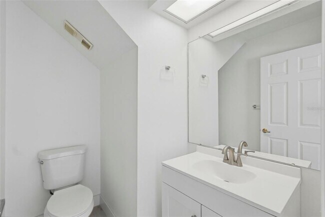 Building Photo - 14510 Alejo Ct