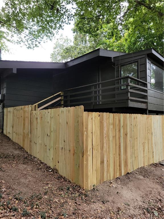 Building Photo - 6 Brompton Dr