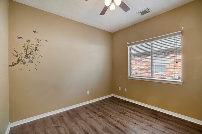 Building Photo - 2013 Lulach Ln