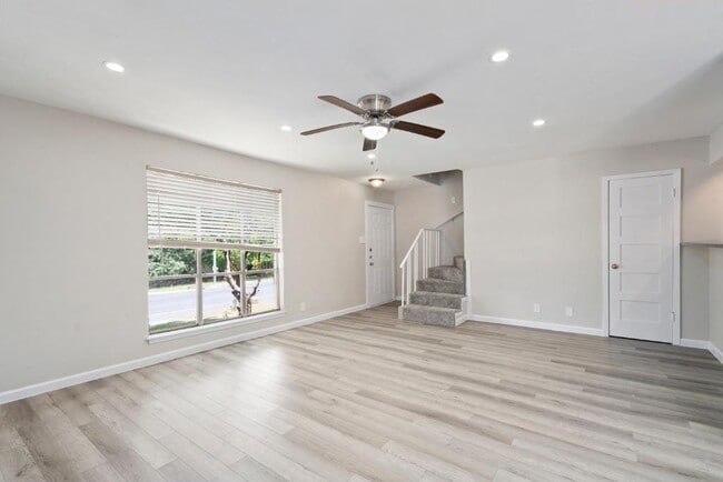 Building Photo - 1813 Woodland Ave