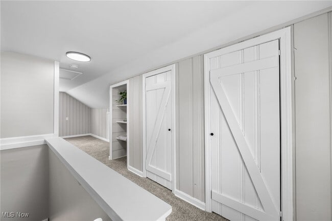 Building Photo - 574 Huntmere Dr