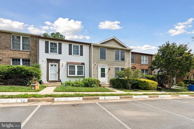 Building Photo - 7994 Tyson Oaks Cir