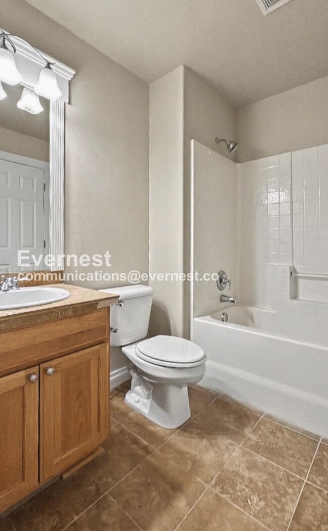 Building Photo - 18822 1st Ave NW