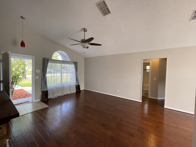Building Photo - 2446 Briarcreek Dr