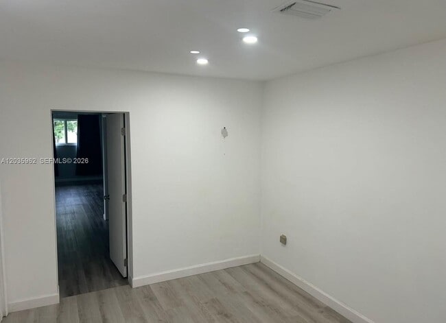 Building Photo - 8764 SW 54th Terrace