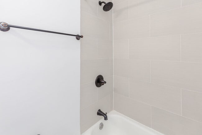 Building Photo - 1430 N Dearborn Pkwy