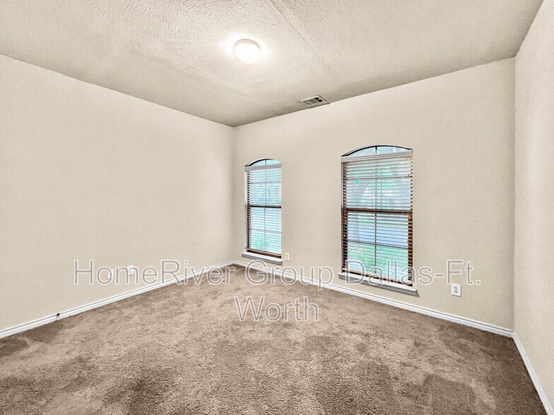 Building Photo - 6876 Livorno Ln