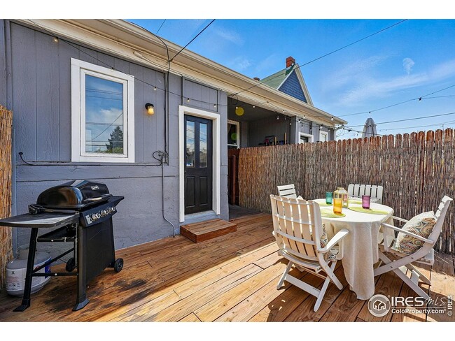 Building Photo - 2955 Columbine St