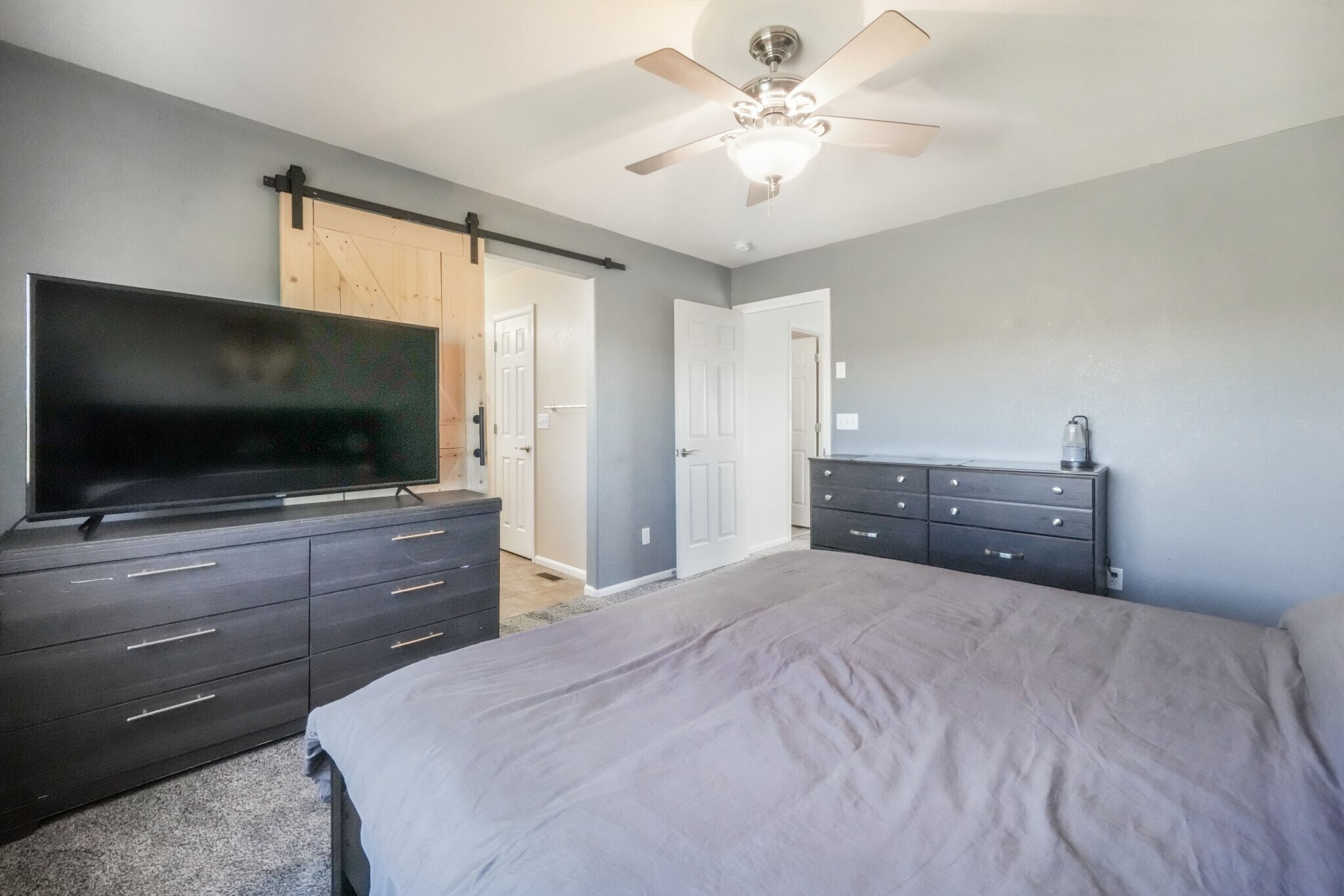 Building Photo - 6710 Camino Del Rey