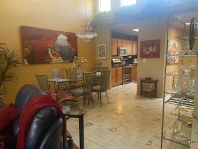 Building Photo - Tucson National Fully Furnished Home on the Golf Course