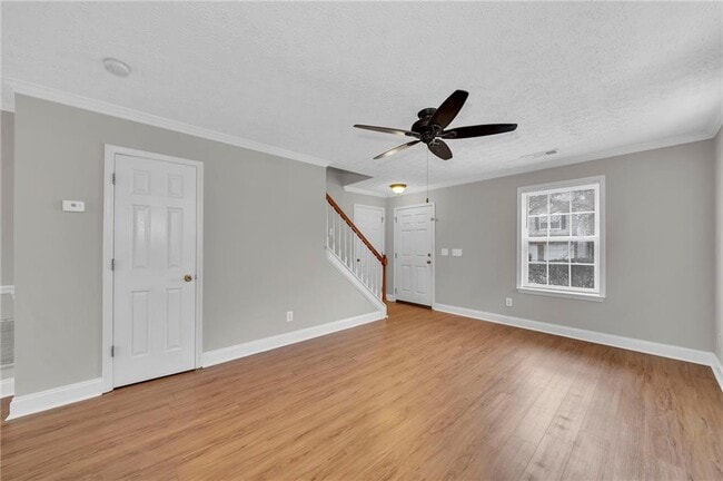 Building Photo - 225 Osmanthus Way