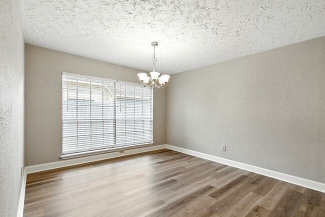 Building Photo - 5438 Garden Village Dr