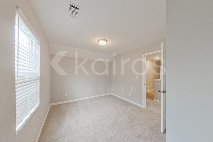 Building Photo - 5016 Cobalt Fls Bnd