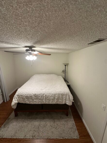 Bedroom - 173 Park Place Dr
