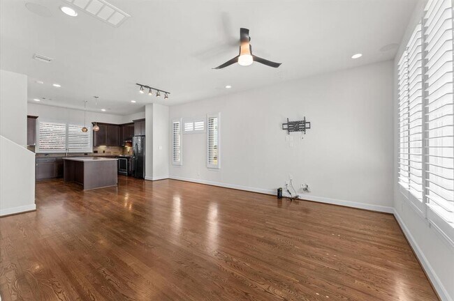 Building Photo - 312 Eado Park Cir