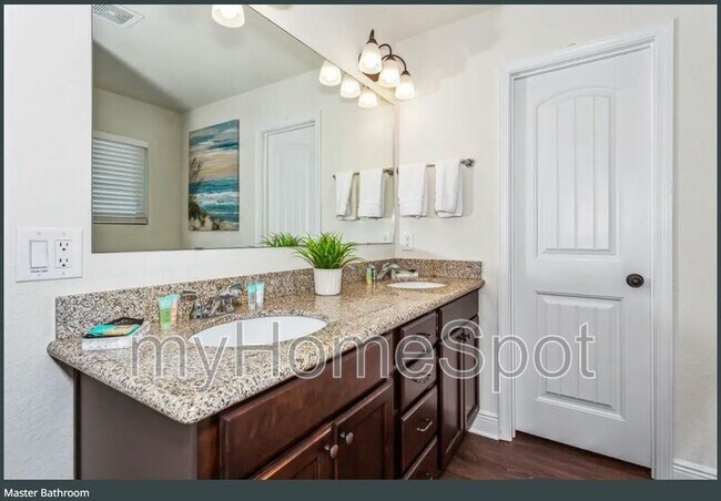 Building Photo - 6315 Redberry Dr