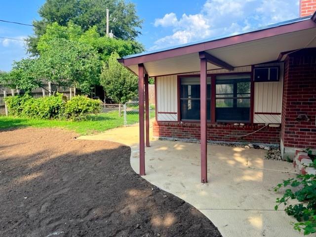 Building Photo - 3904 Woodbury Ct