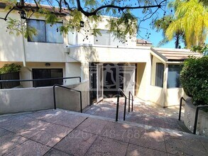 Building Photo - Spacious 2-bedroom, 2.5-bathroom Home for Rent in Chino Hills, CA.
